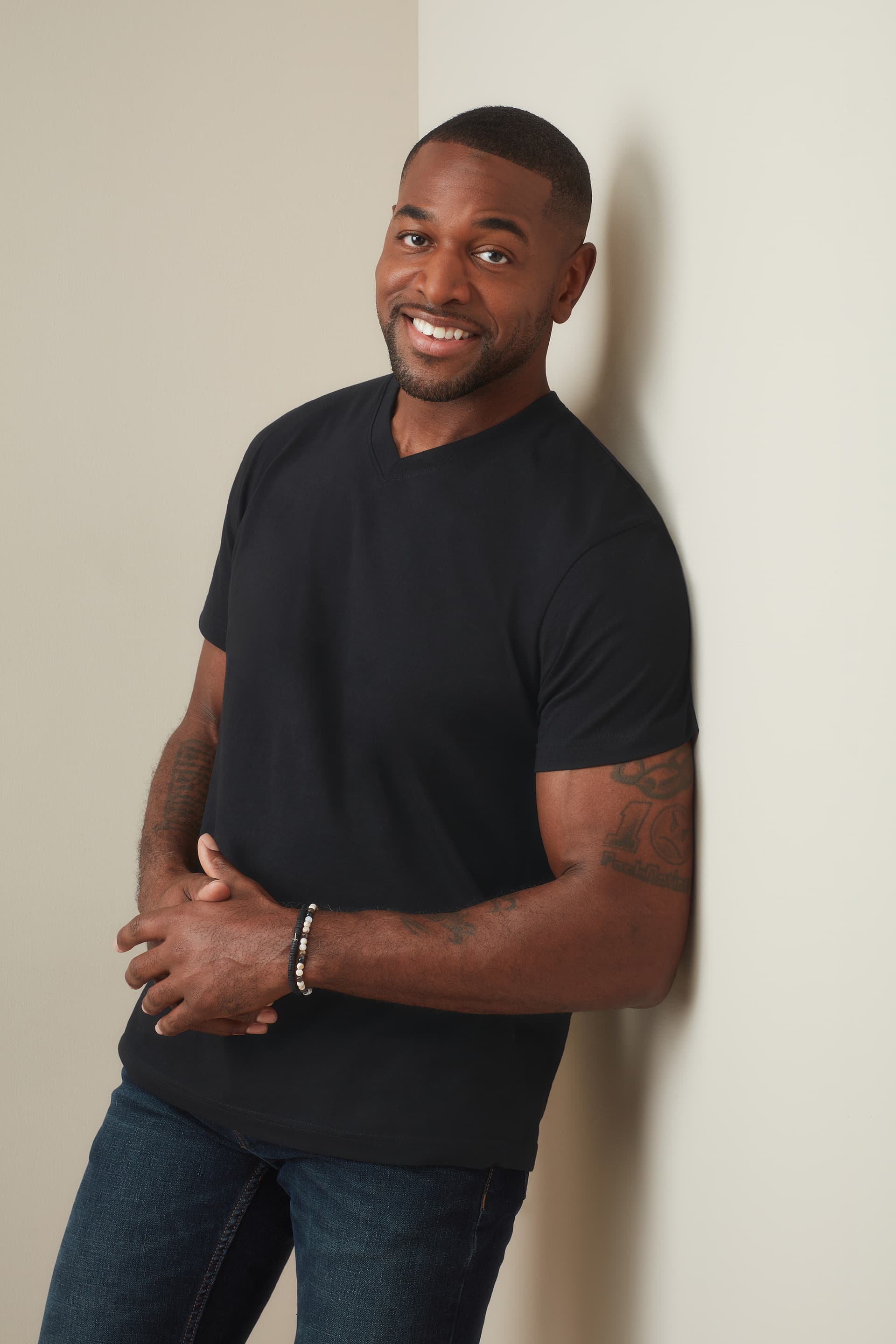 Men's Classic-T V-neck